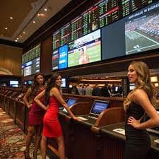 yyph Casino interface showing slots and table games for Filipino players